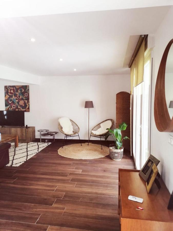 Jas Dou Felibrige Bed and Breakfast Puget-Ville Buitenkant foto