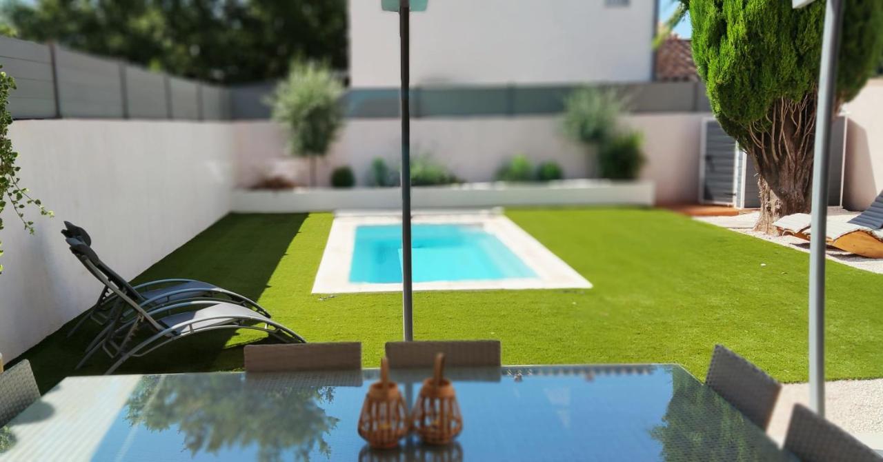 Jas Dou Felibrige Bed and Breakfast Puget-Ville Buitenkant foto
